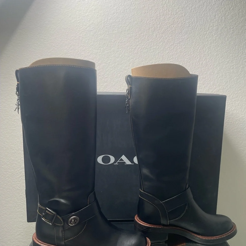 Coach Boots - Picture 5 of 8